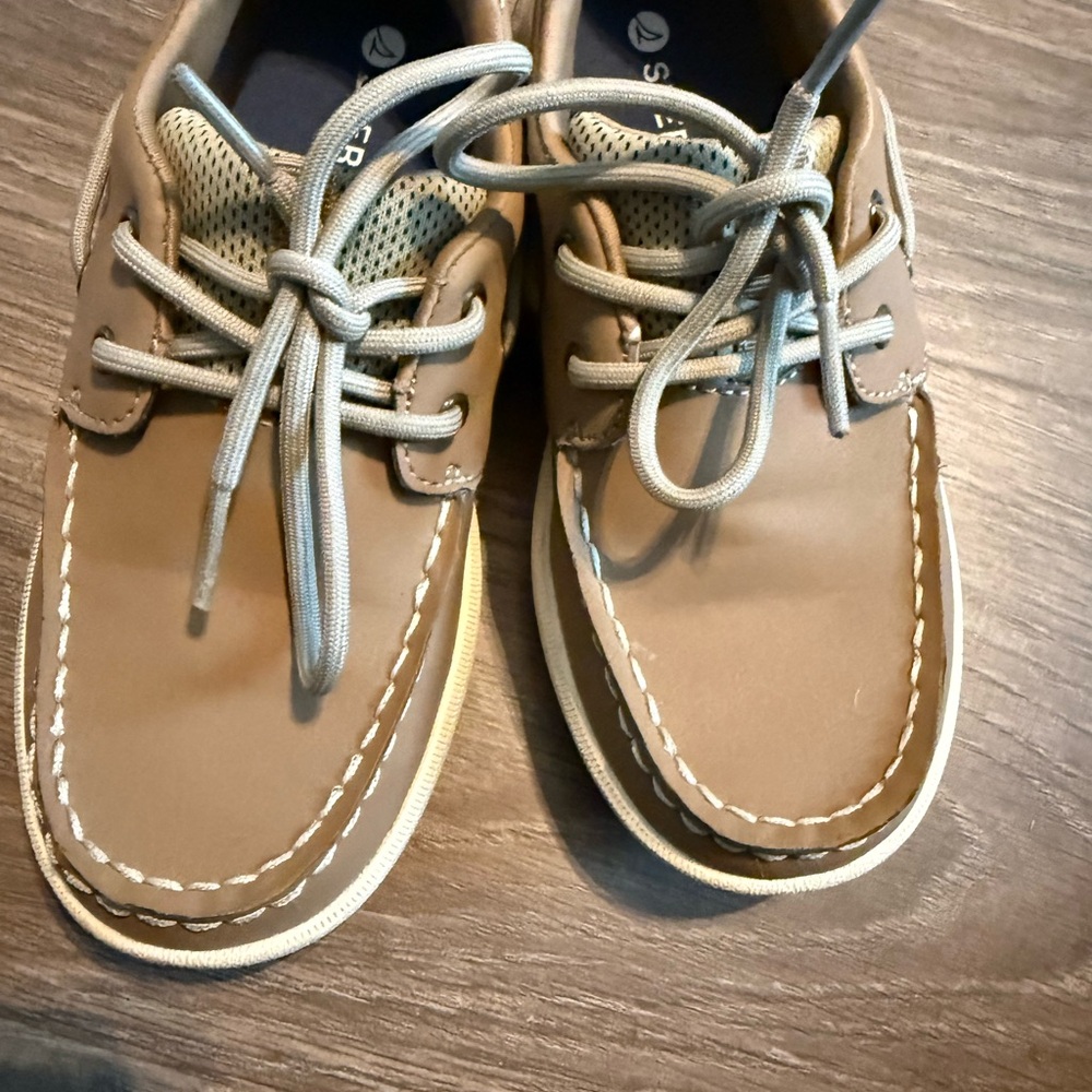 Sperry Size 1 M  Tan Boat Shoes